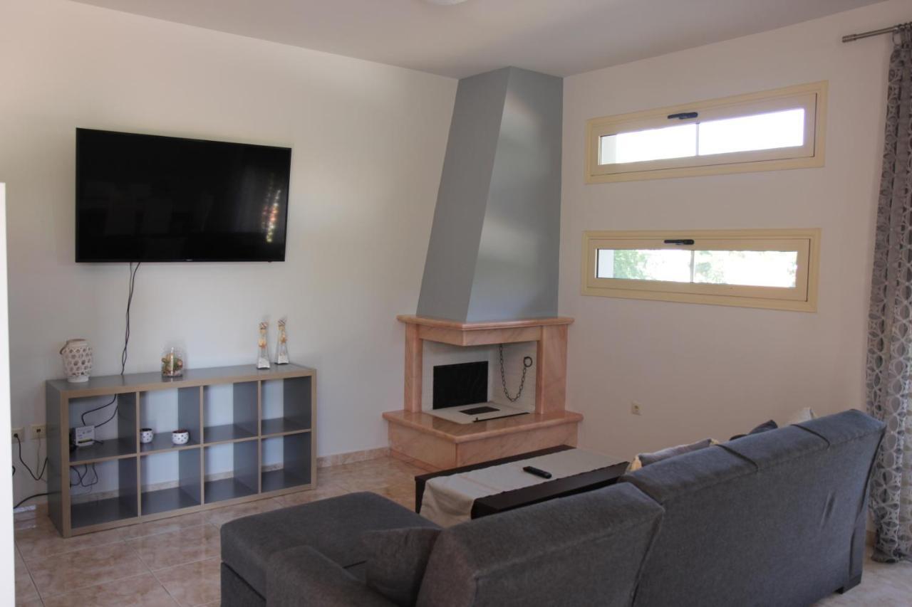 Platoni Elite Villas Ялисос Екстериор снимка